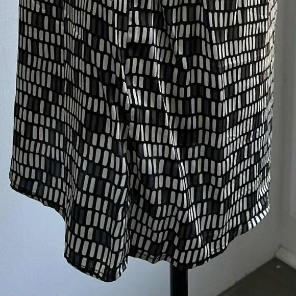 Zara Black Grey & Ivory Geometric Print Pure Silk Boat-Neck Blouse - US L - Picture 6 of 10